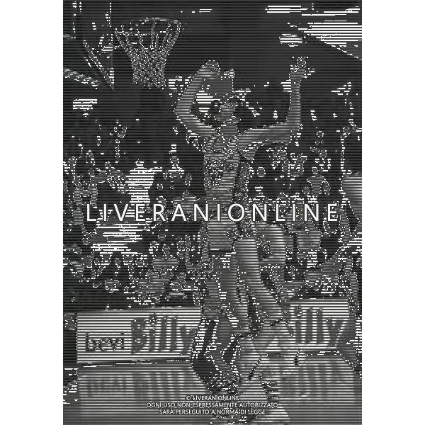 24-02-1980 MILANO CAMPIONATO DI BASKET SERIE A1 BILLY MILANO-ISOLABELLA MILANO 114-109 NELLA FOTO AZIONE DI GIOCO AG ALDO LIVERANI SAS