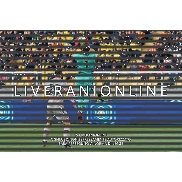 Marco Silvestri (Udinese Calcio) and Jaka Bijol (Udinese Calcio) during the Italian soccer Serie A match US Lecce vs Udinese Calcio on April 28, 2023 at Via del Mare Stadium in Lecce, Italy. Photo by Emmanuele Mastrodonato/ag. Aldo Liverani sas/ AGENZIA ALDO LIVERANI SAS