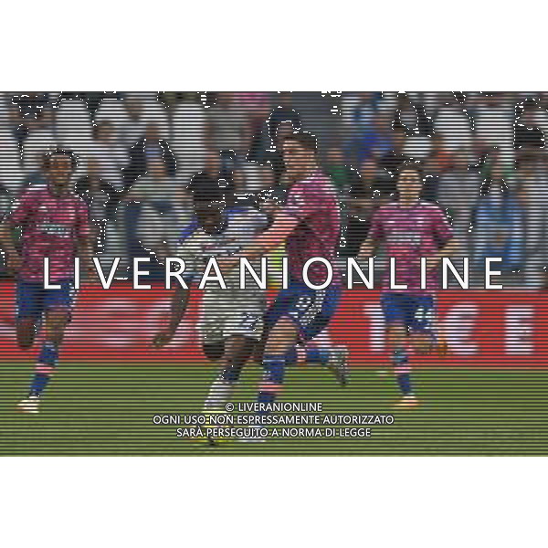 Torino 03.05.2023 Allianz Stadium Juventus vs Lecce Campionato Calcio Serie A TIM 2022/2023 33a giornata Nella foto: dusan vlahovic e lameck banda ©Viganti / AGENZIA ALDO LIVERANI SAS