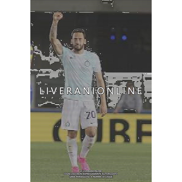 Esultanza Hakan Calhanoglu of Inter FC celebrates after scoring during Hellas Verona vs FC Internazionale, 33° Serie A Tim 2022-23 game at Marcantonio Bentegodi Stadium in Verona, Italy, on May 03, 2023. (Photo by Davide Casentini) / AGENZIA ALDO LIVERANI SAS