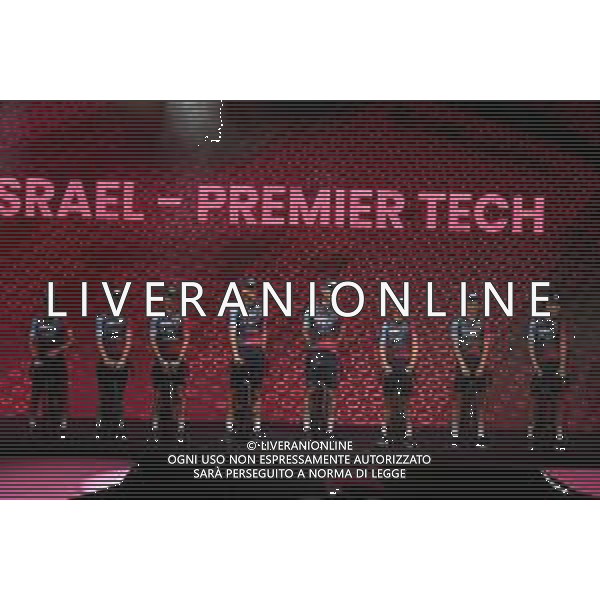 04-05-2023 Presentazione Squadre Giro D\'italia 2023; 2023, Israel - Premier Tech; Pescara; ©SIROTTI / AGENZIA ALDO LIVERANI SAS