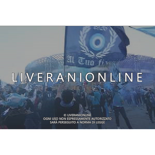 04-05-20323 Napoli- Festeggiamenti dei tifosi per la vittoria dello scudetto fuori lo stadio Diego Armando Maradona Foto Mosca, Ag.Liverani