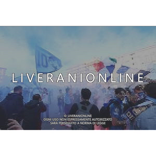 04-05-20323 Napoli- Festeggiamenti dei tifosi per la vittoria dello scudetto fuori lo stadio Diego Armando Maradona Foto Mosca, Ag.Liverani