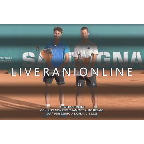 07-05-2023, torneo internazionale di tennis Sardegna Open Challenger 173, presso Tennis club Monte Urpinu, Cagliari. In gara Ugo Humbert (Francia) contro Laslo Djere (Serbia). Salvatore Moi/Aldo Liverani s.a.s. Nella foto: premiazioni del singolo. Ugo Humbert (Francia) primo, Laslo Djere (Serbia) secondo