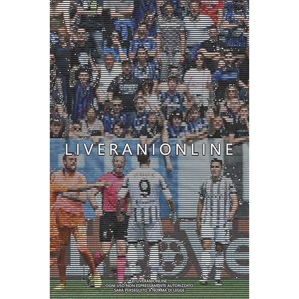 Dusan Vlahovic (Juventus) esulta dopo il gol del 2 a 0 Atalanta vs Juventus Bergamo 24-04-2023 Gewiss Stadium - Stadio Atleti Azzurri d\'Italia Campionato Serie A TIM - 34a giornata foto Roberto Garavaglia/ag. Aldo Liverani sas