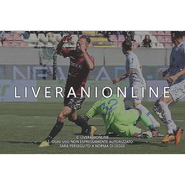 06-05-2023 REGGIO CALABRIA STADIO ORESTE GRANILLO CAMPIONATO NAZIONALE CALCIO SERIE B REGGINA VS COMO NELLA FOTO DELUSIONE PER LUIGI CANOTTO CHE SI VEDE PARARE IL TIRO DA ALFRED GOMIS COMO ©PASQUALE GARREFFA / AGENZIA ALDO LIVERANI SAS