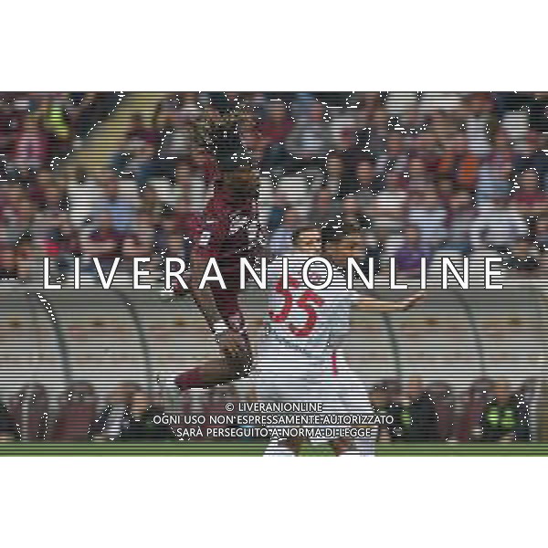 TVMV-Torino 07.05.2023 Stadio Grande Torino ©Manuela Viganti/Agenzia Aldo Liverani Torino vs Monza Campionato Calcio Serie A TIM 2022/2023 34a giornata Nella foto: yann karamoh e armando izzo ©Viganti / AGENZIA ALDO LIVERANI SAS