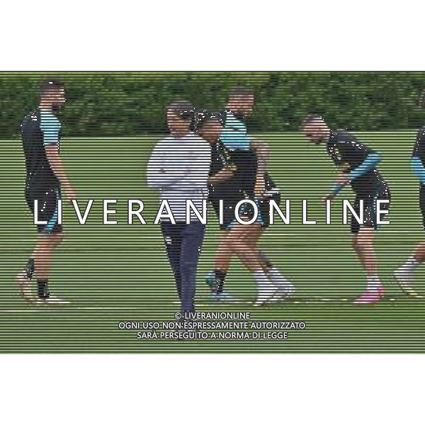 TVRG Allenamento Inter nella foto Simone Inzaghi allenatore Inter Appiano Gentile (CO) 09-05-2023 Centro sportivo Suning in memoria di Angelo Moratti Allenamento dell\'Inter in preparazione della gara contro il Milan valevole per la gara di andata delle semifinali della UEFA Champions League foto Roberto Garavaglia/ag. Aldo Liverani sas/ AGENZIA ALDO LIVERANI SAS
