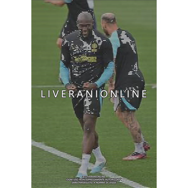 TVRG Allenamento Inter nella foto Romelu Lukaku (Inter) Appiano Gentile (CO) 09-05-2023 Centro sportivo Suning in memoria di Angelo Moratti Allenamento dell\'Inter in preparazione della gara contro il Milan valevole per la gara di andata delle semifinali della UEFA Champions League foto Roberto Garavaglia/ag. Aldo Liverani sas/ AGENZIA ALDO LIVERANI SAS