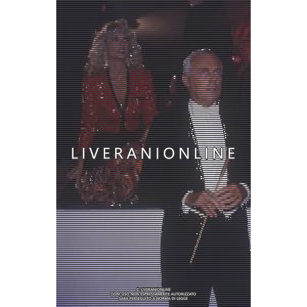 RETROSPETTIVA GIORGIO ARMANI STILISTA NELLA FOTO GIORGIO ARMANI NELL\'ANNO 1987 A VENEZIA AG ALDO LIVERANI SAS 