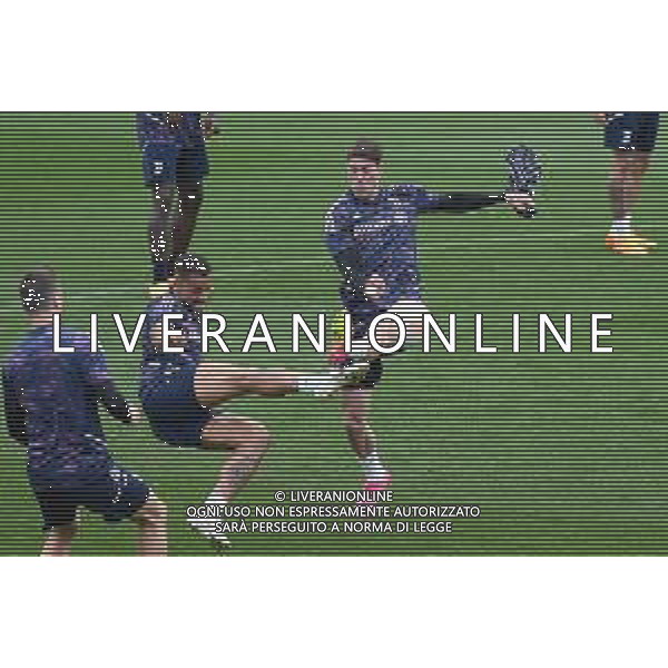 TVMV-Torino 10.05.2023 Continassa © Manuela Viganti/Agenzia Aldo Liverani Allenamento rifinitura Europa League 2022/2023 Juventus vs Siviglia Nella foto: danilo e dusan vlahovic ©Viganti / AGENZIA ALDO LIVERANI SAS