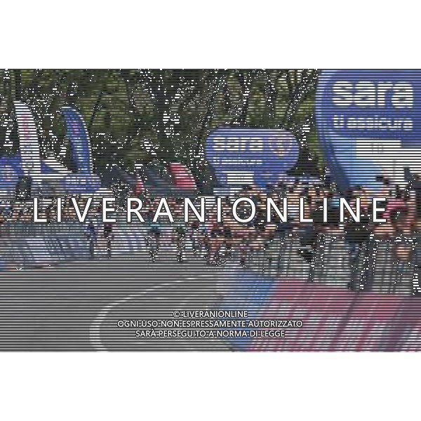 11-05-2023 Giro D\'italia; Tappa 06 Napoli - Napoli; 2023, Jayco - Alula; 2023, Israel - Premier Tech; De Marchi, Alessandro; Clarke, Simon; Napoli; ©SIROTTI / AGENZIA ALDO LIVERANI SAS