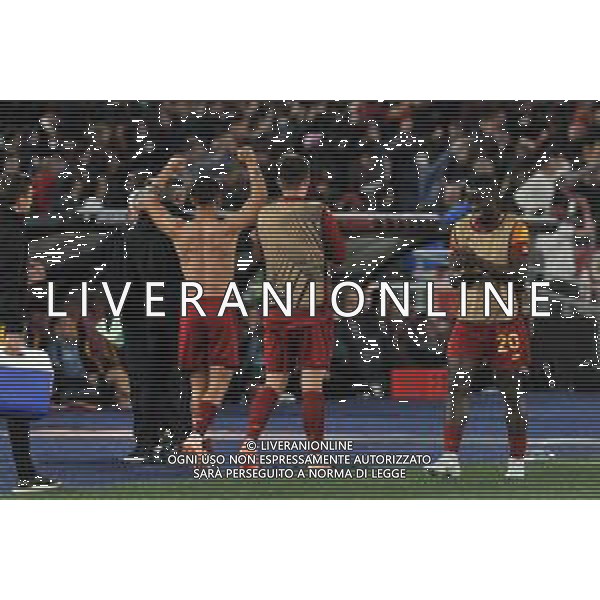 Roma vs Bayer Leverkusen Europa League - Semifinale andata - Stadio Olimpico - Roma 11-05-2023 nella foto Dybala esulta in panchina ©Federico Gaetano / AGENZIA ALDO LIVERANI SAS