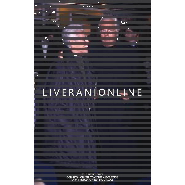 RETROSPETTIVA GIORGIO ARMANI STILISTA NELLA FOTO GIORGIO ARMANI NELL\'ANNO 1994 A MILANO CON ROSITA MISSONI AL MURATTI TIME AG ALDO LIVERANI SAS 