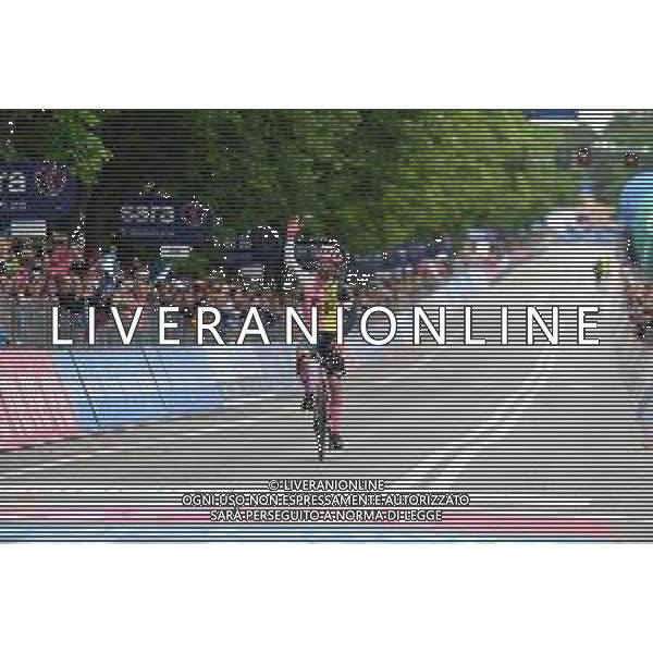 13-05-2023 Giro D\'italia; Tappa 08 Terni - Fossombrone; 2023, Ef Education - Easypost; Healy, Ben; Fossombrone; ©SIROTTI / AGENZIA ALDO LIVERANI SAS