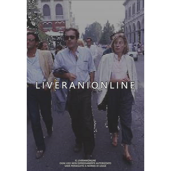 RETROSPETTIVA BERNARDO BERTOLUCCI REGISTA NELLA FOTO A VENEZIA NEL 1982 CON LA MOGLIE CLARE PEPLOE AG ALDO LIVERANI SAS