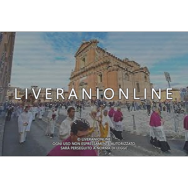 IMOLA 14 05 2023 MADONNA DEL PIRATELLO RITORNA AL SANTUARIO DELLA CHIESA DI PIRATELLO NELLA FOTO VESCOVO GIOVANNI MOSCIATTI CON I FEDELI ©SANNA / AGENZIA ALDO LIVERANI SAS