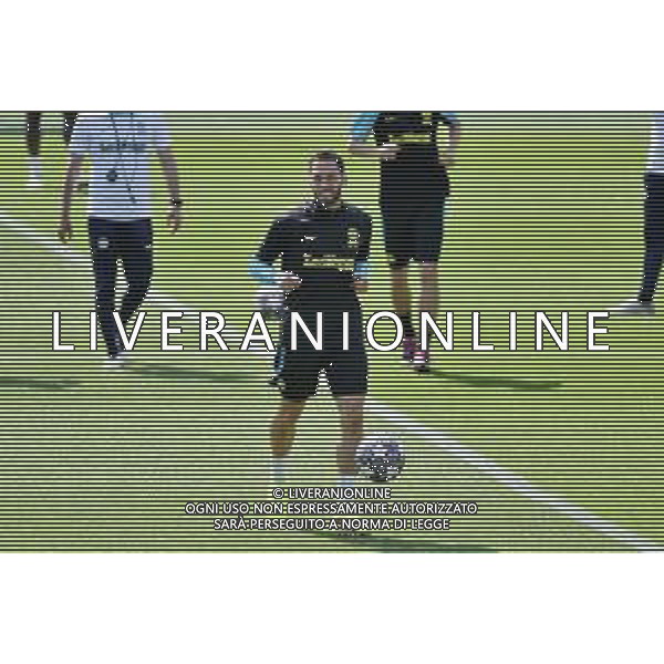 TVRG Allenamento Inter nella foto Hakan Calhanoglu (Inter) Appiano Gentile (CO) 15-05-2023 Centro sportivo Suning in memoria di Angelo Moratti Allenamento dell\'Inter in preparazione della gara contro il Milan valevole per la gara di ritorno delle semifinali della UEFA Champions League foto Roberto Garavaglia/ag. Aldo Liverani sas/ AGENZIA ALDO LIVERANI SAS