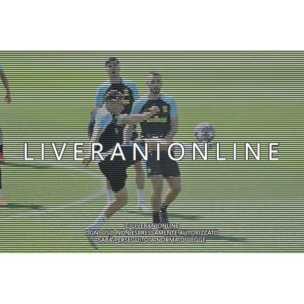 TVRG Allenamento Inter nella foto Kristjan Asllani (Inter) Appiano Gentile (CO) 15-05-2023 Centro sportivo Suning in memoria di Angelo Moratti Allenamento dell\'Inter in preparazione della gara contro il Milan valevole per la gara di ritorno delle semifinali della UEFA Champions League foto Roberto Garavaglia/ag. Aldo Liverani sas/ AGENZIA ALDO LIVERANI SAS