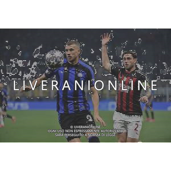 Edin Dzeko (Inter) e Davide Calabria (Milan) Inter vs Milan Milano 16-05-2023 Stadio Giuseppe Meazza - San Siro UEFA Champions League semifinale - gara di ritorno foto Roberto Garavaglia/ag. Aldo Liverani sas/ AGENZIA ALDO LIVERANI SAS