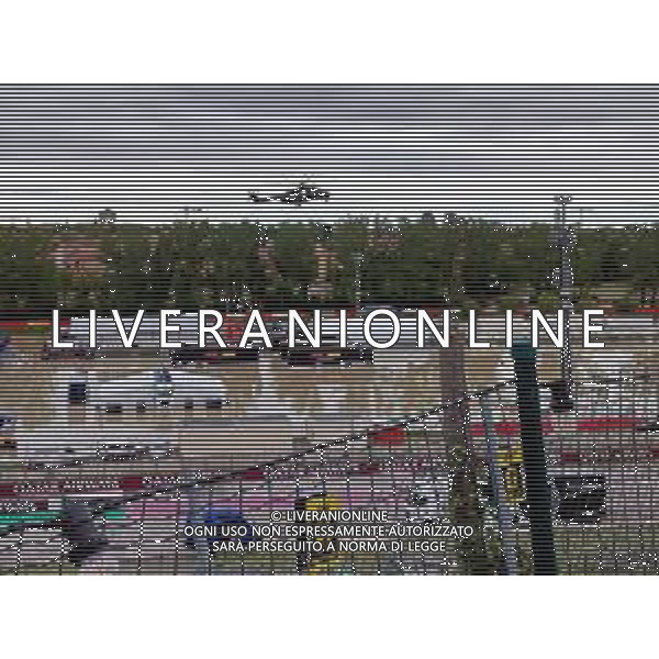 IMOLA 17 05 2023 AUTODROMO ENZO E DINO FERRARI ELICOTTERO DELL\'ESERCITO PORTA IN SALVO UNA FAMIGLIA, ATTERRANDO IN AUTODROMO - ALLAGAMENTO PADDOCK DOPO ESONDAZIONE DEL FIUME SANTERNO ©SANNA / AGENZIA ALDO LIVERANI SAS
