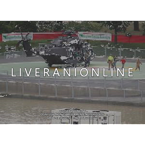 IMOLA 17 05 2023 AUTODROMO ENZO E DINO FERRARI ELICOTTERO DELL\'ESERCITO PORTA IN SALVO UNA FAMIGLIA, ATTERRANDO IN AUTODROMO - ALLAGAMENTO PADDOCK DOPO ESONDAZIONE DEL FIUME SANTERNO ©SANNA / AGENZIA ALDO LIVERANI SAS