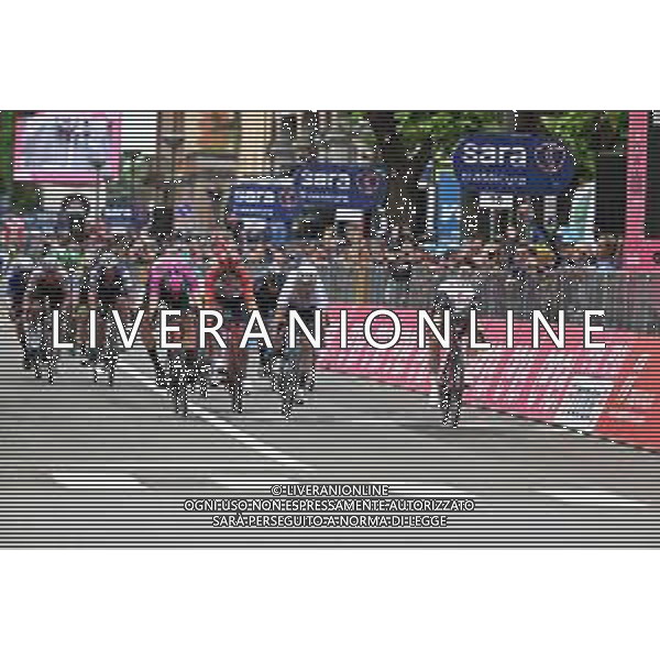 17-05-2023 Giro D\'italia; Tappa 11 Camaiore - Tortona; 2023, Uae Emirates; 2023, Bahrain - Victorious; 2023, Astana Qazaqstan; 2023, Trek - Segafredo; Ackermann, Pascal; Milan, Jonathan; Cavendish, Mark; Pedersen, Mads; Tortona; ©SIROTTI / AGENZIA ALDO LIVERANI SAS