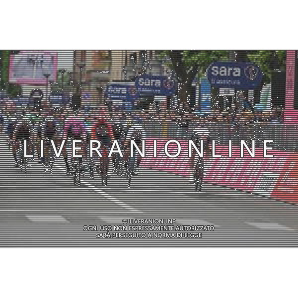17-05-2023 Giro D\'italia; Tappa 11 Camaiore - Tortona; 2023, Uae Emirates; 2023, Bahrain - Victorious; 2023, Astana Qazaqstan; 2023, Trek - Segafredo; Ackermann, Pascal; Milan, Jonathan; Cavendish, Mark; Pedersen, Mads; Tortona; ©SIROTTI / AGENZIA ALDO LIVERANI SAS