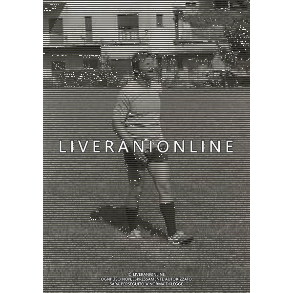 NEG-1980-1981 ALLENAMENTO COMO CALCIO NELLA FOTO FULVIO SGUAZZERO PREPARATORE ATLETICO AG ALDO LIVERANI SAS