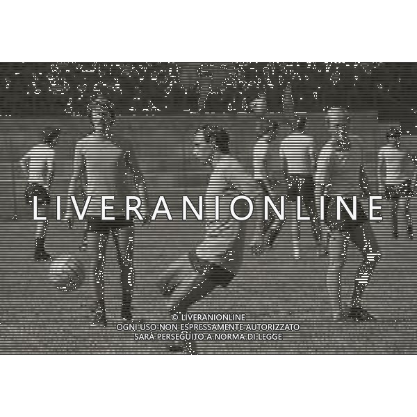 NEG-1980-1981 ALLENAMENTO COMO CALCIO NELLA FOTO GIUSEPPE MAROZZI -SILVANO FONTOLAN E ADRIANO LOMBARDI AG ALDO LIVERANI SAS