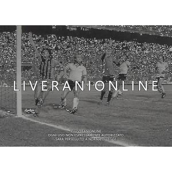 31-08-1980 MILANO COPPA ITALIA INTER-PALERMO 1-2 NELLA FOTO ESULTANZA CARLO MURARO AG ALDO LIVERANI SAS