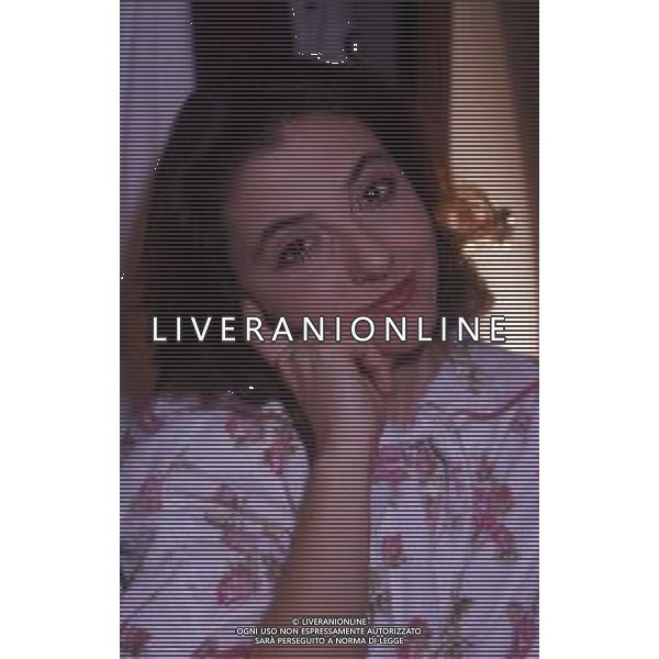 RETROSPETTIVA CHIARA SALERNO ATTRICE NELLA FOTO CHIARA SALERNO NEI CAMERINI DEL TEATRO AG ALDO LIVERANI SAS
