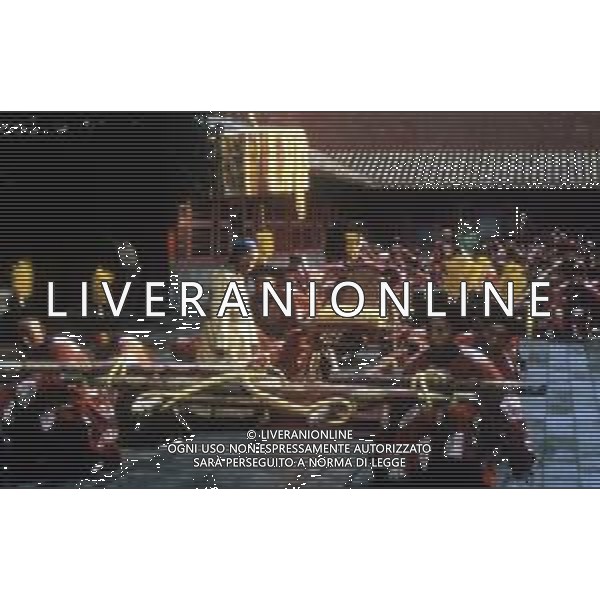 RETROSPETTIVA BERNARDO BERTOLUCCI REGISTA NELLA FOTO SCENA DEL FILM \'L\'ULTIMO IMPERATORE\' NELL\'ANNO 1987 AG ALDO LIVERANI SAS