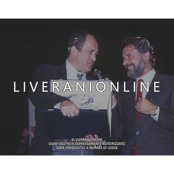 RETROSPETTIVA BERNARDO BERTOLUCCI REGISTA NELLA FOTO NELL\'ANNO 1990 CON FELICE LAUDADIO AG ALDO LIVERANI SAS