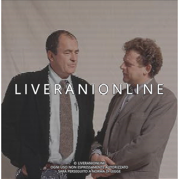 RETROSPETTIVA BERNARDO BERTOLUCCI REGISTA NELLA FOTO NELL\'ANNO 1990 CON IL PRODUTTORE JEREMY THOMAS AG ALDO LIVERANI SAS