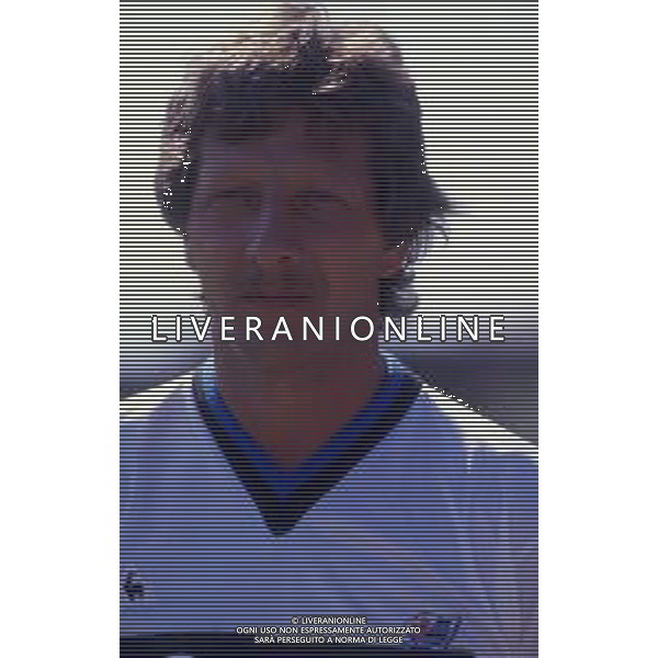 RETROSPETTIVA GIUSEPPE MATERAZZI ALLENATORE CALCIO NELLA FOTO GIUSEPPE MATERAZZI ALLENATORE DEL PISA CALCIO NELL\'ANNO 1987-1988 AG ALDO LIVERANI SAS