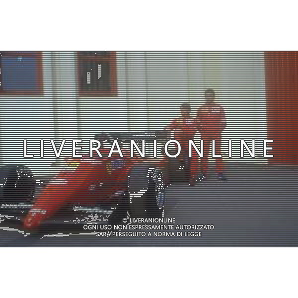 RETROSPETTIVA MICHELE ALBORETO PILOTA F1 NELLA FOTO MICHELE ALBORETO NELL\'ANNO 1984 CON RENE\' ARNOUX SULLA MONOPOSTO 126 C4 FERRARI AG ALDO LIVERANI SAS