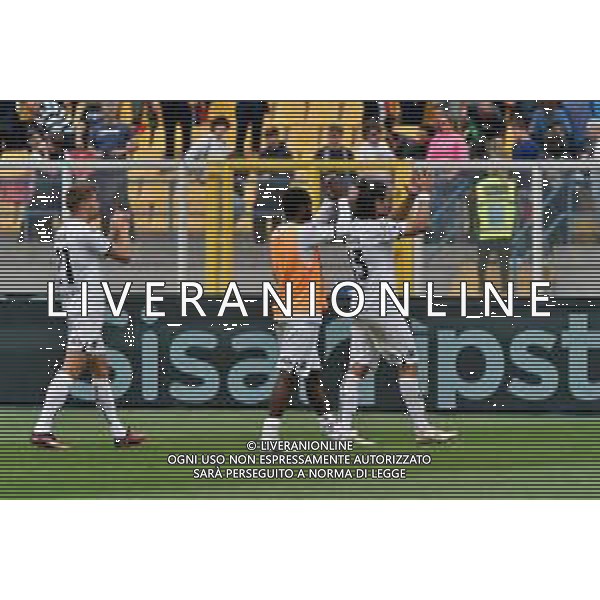 Spezia Calcio applauds fans ©Emmanuele Matrodonato / Agenzia Aldo Liverani Sas
