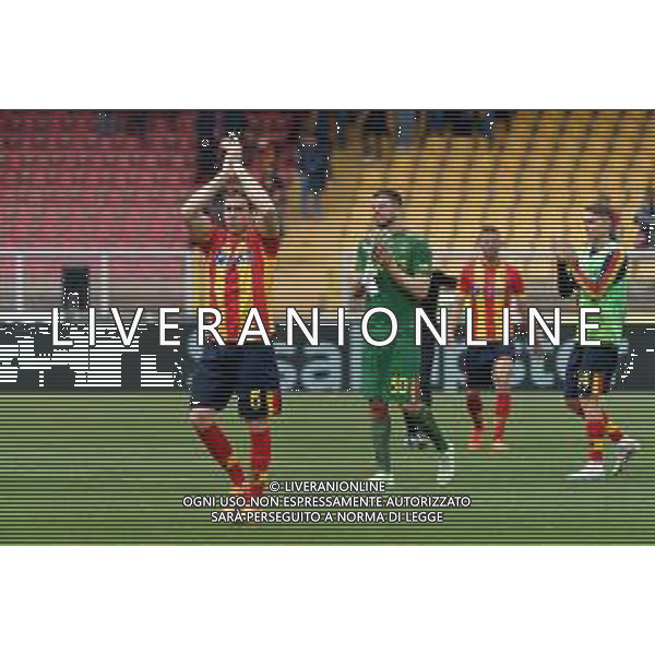 Federico Baschirotto applauds fans (US Lecce) during the Italian soccer Serie A match US Lecce vs Spezia Calcio on May 21, 2023 at Via del Mare Stadium in Lecce, Italy. Photo by Emmanuele Mastrodonato/ag. Aldo Liverani sas ©Emmanuele Matrodonato / Agenzia Aldo Liverani Sas