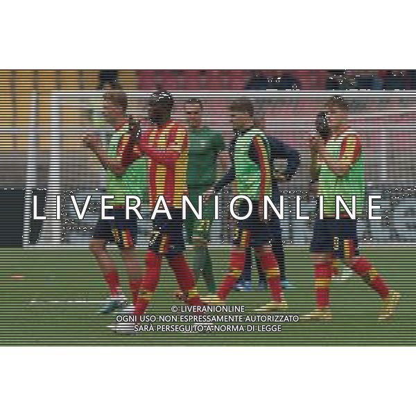 US Lecce applauds fans during the Italian soccer Serie A match US Lecce vs Spezia Calcio on May 21, 2023 at Via del Mare Stadium in Lecce, Italy. Photo by Emmanuele Mastrodonato/ag. Aldo Liverani sas ©Emmanuele Matrodonato / Agenzia Aldo Liverani Sas