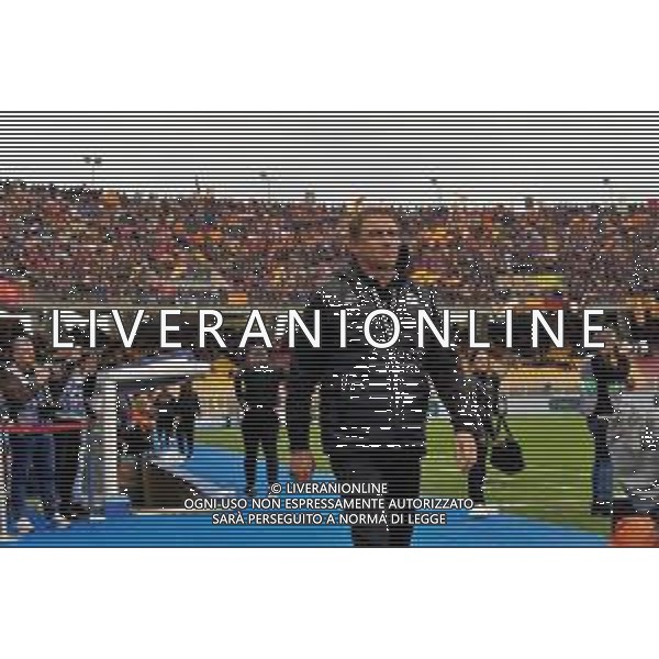 Coach Leonardo Semplici (Spezia Calcio) during the Italian soccer Serie A match US Lecce vs Spezia Calcio on May 21, 2023 at Via del Mare Stadium in Lecce, Italy. Photo by Emmanuele Mastrodonato/ag. Aldo Liverani sas ©Emmanuele Matrodonato / Agenzia Aldo Liverani Sas