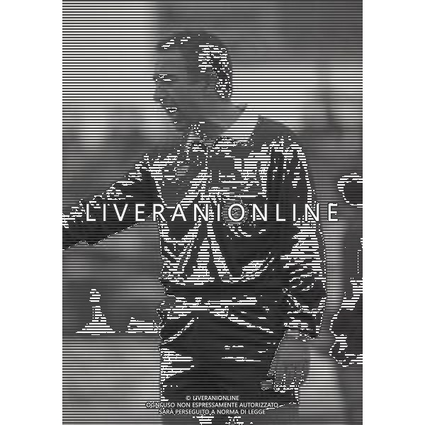 N-G-18-01-1987 CESENA CAMPIONATO DI CALCIO SERIE B CESENA -BOLOGNA 1-0 NELLA FOTO ARBITRO ROMEO PAPARESTA AG ALDO LIVERANI SAS