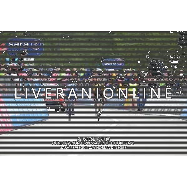23-05-2023 Giro D\'italia; Tappa 16 Sabbio Chiese - Monte Bondone; 2023, Jumbo - Visma; 2023, Jayco - Alula; Roglic, Primoz; Dunbar, Eddie; Monte Bondone; ©SIROTTI/AGENZIA ALDO LIVERANI SAS