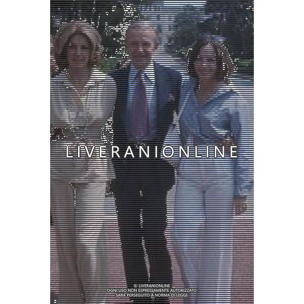 DP - CANNES FILM FESTIVAL 1976 - Presentazione del film fuori concorso \'Hollywood... Hollywood\' Nella foto Leslie Caron, Fred Astaire e Cyd Charisse ©Archivio Giovanni Liverani/Agenzia Aldo Liverani Sas