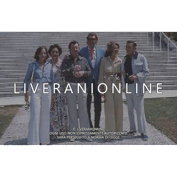 DP - CANNES FILM FESTIVAL 1976 - Presentazione del film fuori concorso \'Hollywood... Hollywood\' Nella foto Leslie Caron, Kathryn Grayson, Donald O\'Connor, Johnny Weissmuller, Cyd Charisse, Gene Kelly, ©Archivio Giovanni Liverani/Agenzia Aldo Liverani Sas