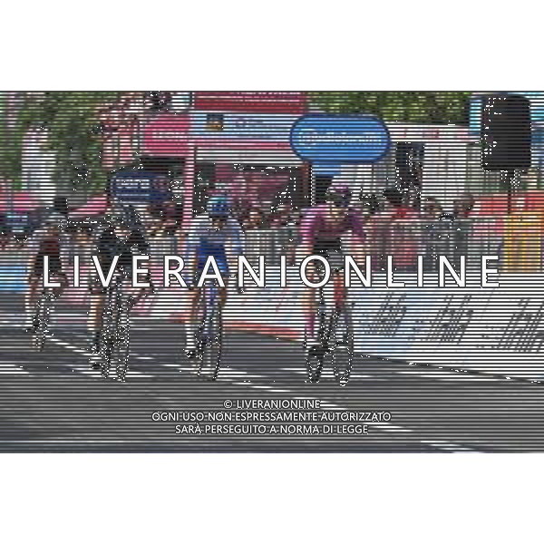 24-05-2023 Giro D\'italia; Tappa 17 Pergine Valsugana - Caorle; 2023, Dsm; 2023, Bahrain - Victorious; 2023, Jayco - Alula; Dainese, Alberto; Milan, Jonathan; Matthews, Michael; Caorle; ©SIROTTI/Agenzia Aldo Liverani Sas