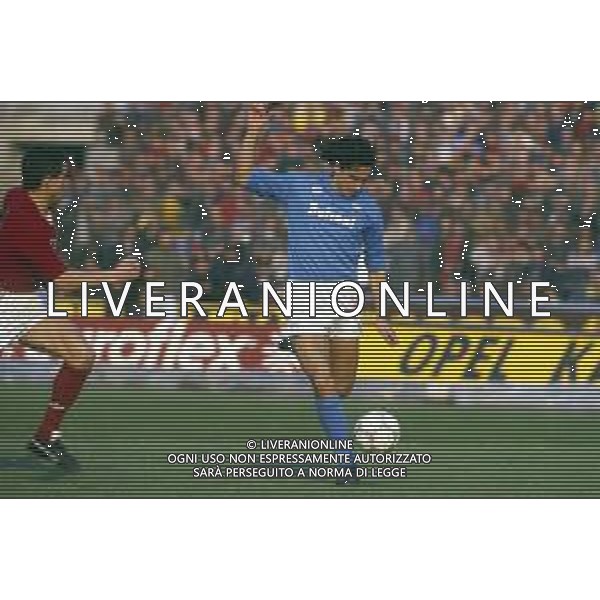 RETROSPETTIVA ANDREA CARNEVALE CALCIATORE NELLA FOTO CON LA MAGLIA DEL NAPOLI CALCIO AG ALDO LIVERANI SAS
