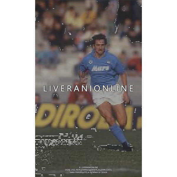 RETROSPETTIVA ANDREA CARNEVALE CALCIATORE NELLA FOTO CON LA MAGLIA DEL NAPOLI CALCIO AG ALDO LIVERANI SAS
