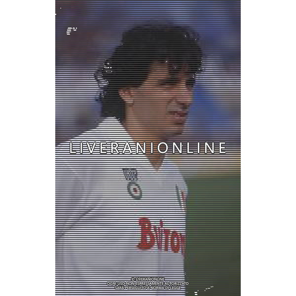 RETROSPETTIVA ANDREA CARNEVALE CALCIATORE NELLA FOTO CON LA MAGLIA DEL NAPOLI CALCIO AG ALDO LIVERANI SAS