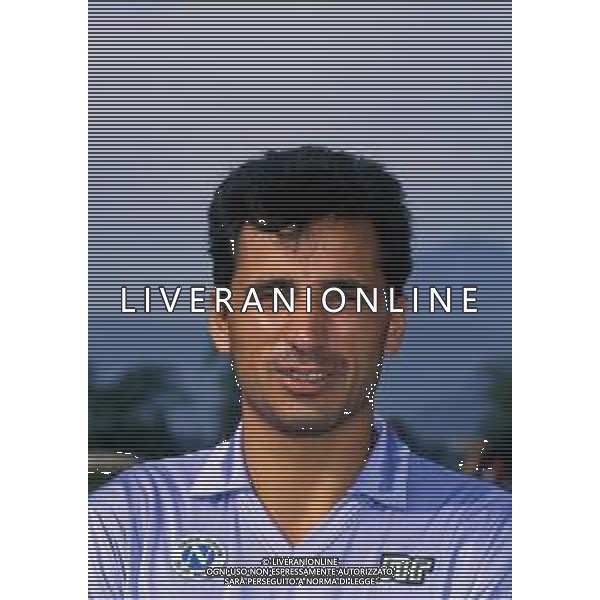 RETROSPETTIVA ANDREA CARNEVALE CALCIATORE NELLA FOTO CON LA MAGLIA DEL NAPOLI CALCIO CAMPIONATO 1988-1989 AG ALDO LIVERANI SAS